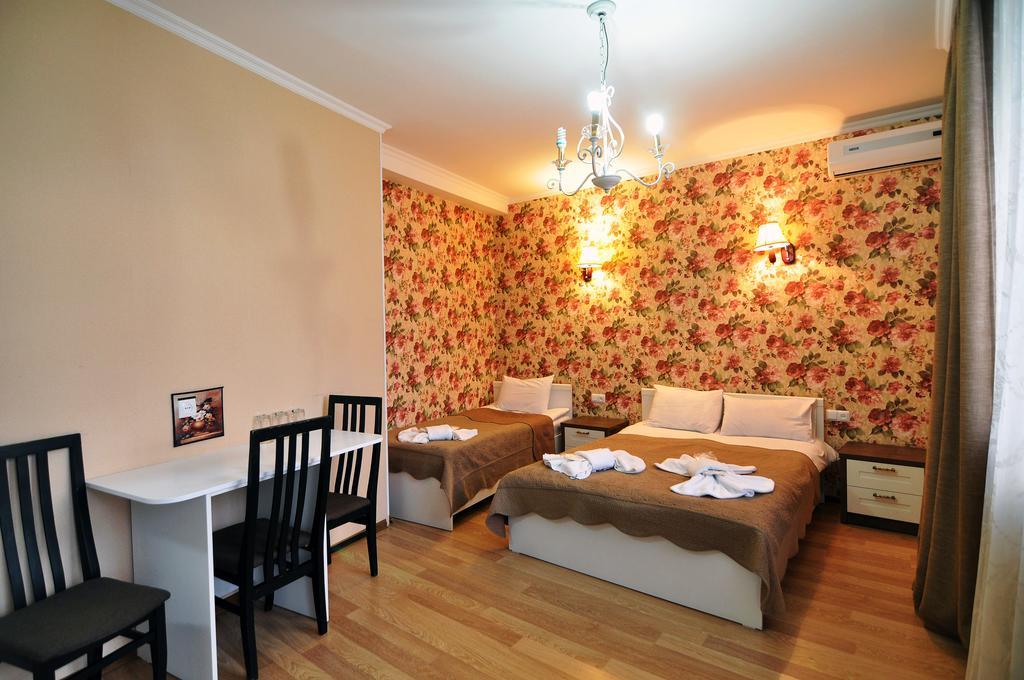 Renaissance Hotel Tiflis Dış mekan fotoğraf